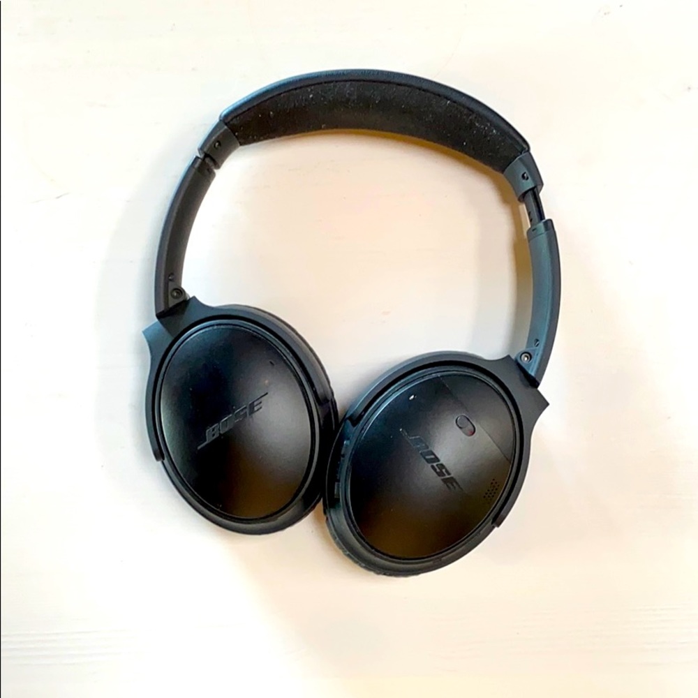 Bose QuietComfort 35 Wireless Headphones